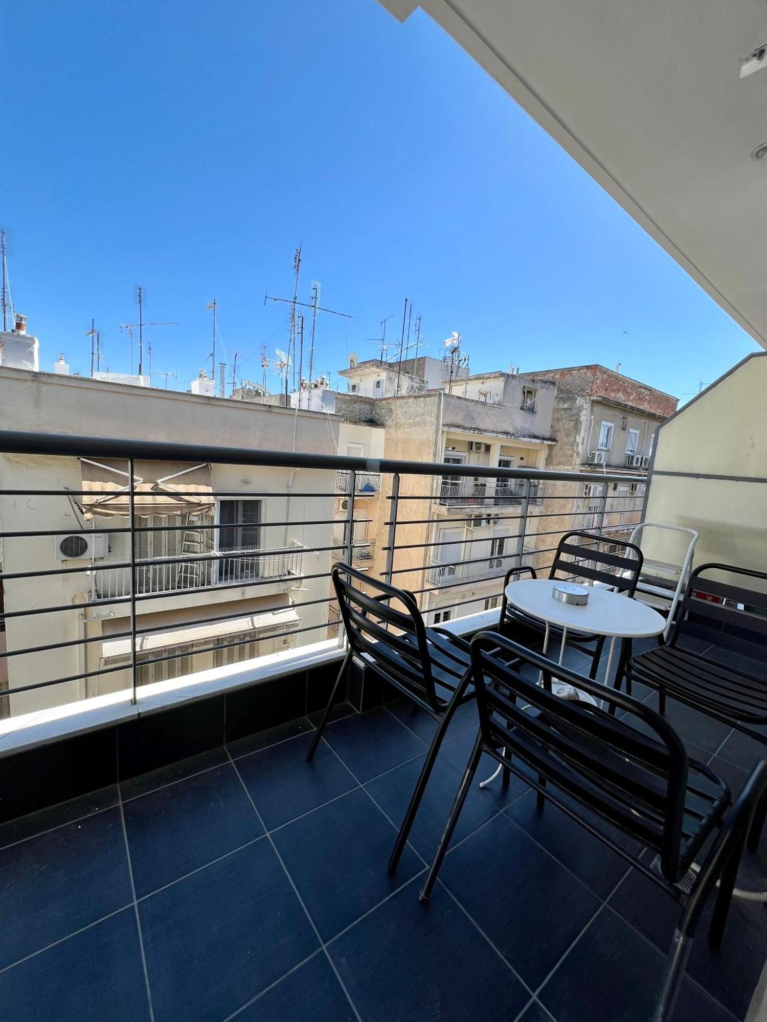 Apartment Syggrou Project 6